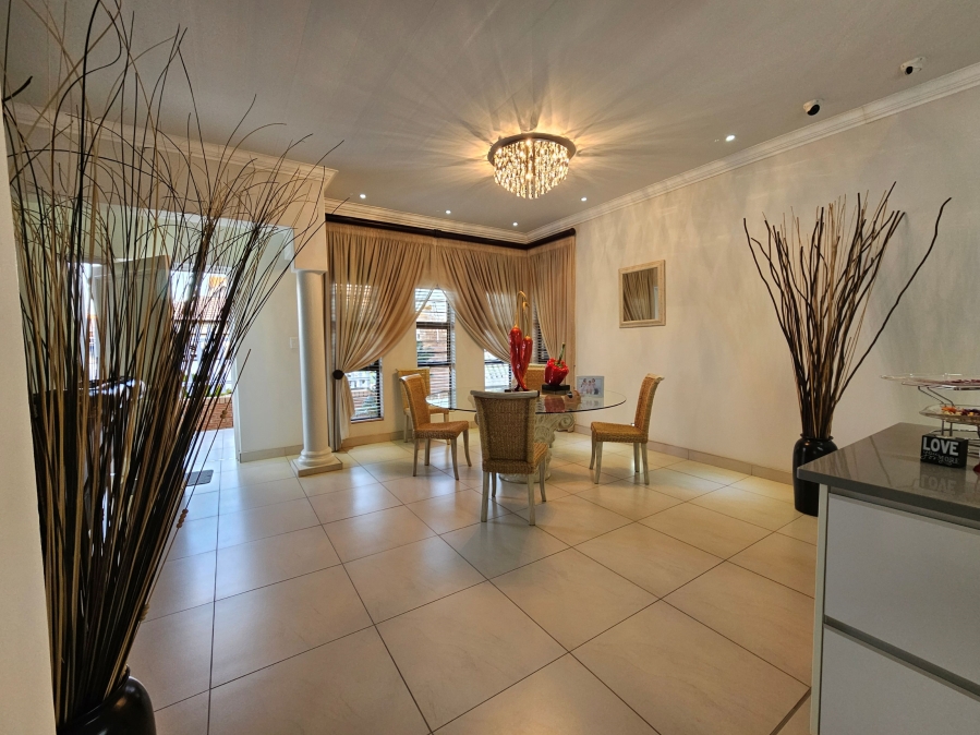 2 Bedroom Property for Sale in Flamwood North West
